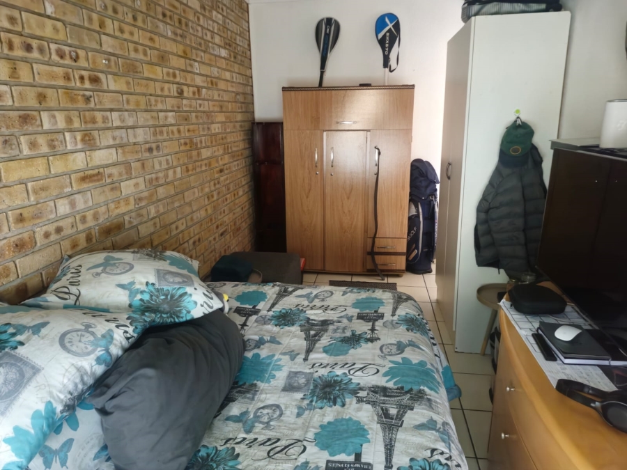 4 Bedroom Property for Sale in Safari Gardens North West